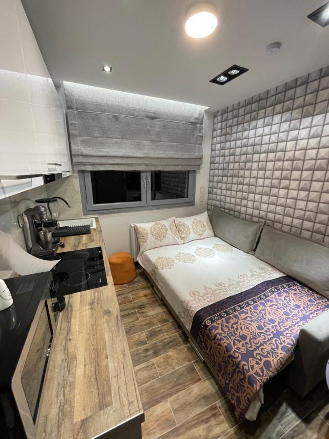 La Larissa Luxury Apartments Dafne Exterior foto